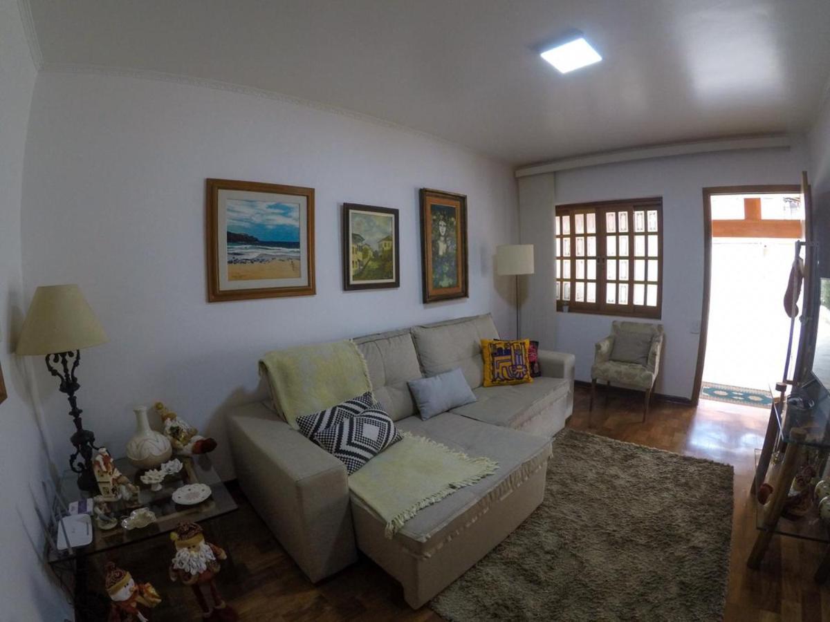 Albergue Corona Hostel *